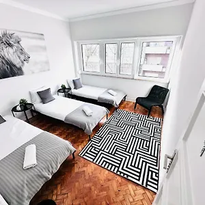  Quarto em Acomodações Particulares Crespo House Ii Fantastic E